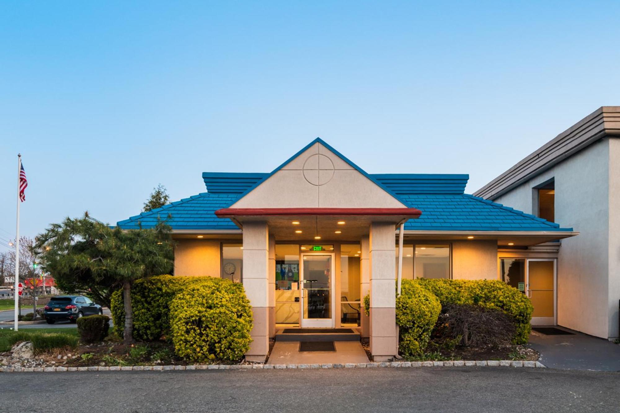 Garden Executive Hotel South Plainfield Exterior foto